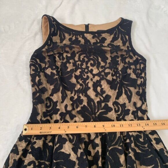 Tadashi Shoji sleeveless lace overlay black nude fitted peplum pencil dress - Picture 10 of 10